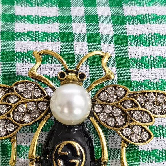 Gucci Retro Metal Style Bee Brooch - Picture 7 of 8